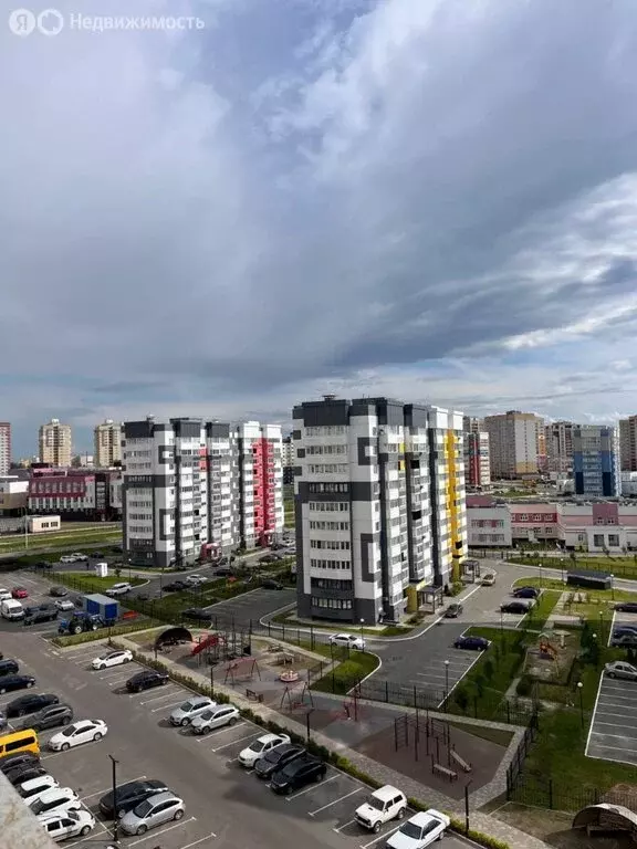 3-комнатная квартира: Брянск, улица имени А.Ф. Войстроченко, 5 (64.48 ... - Фото 1