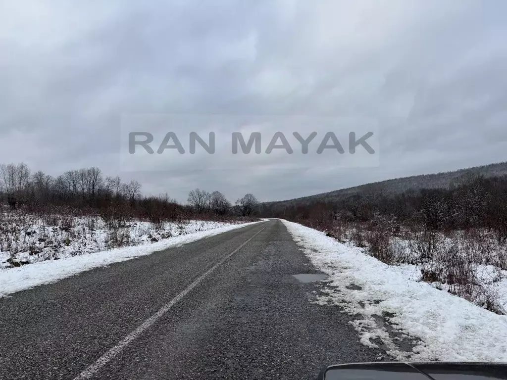 Участок в Адыгея, Майкопский район, Абадзехская ст-ца ул. Винника, 52 ... - Фото 0