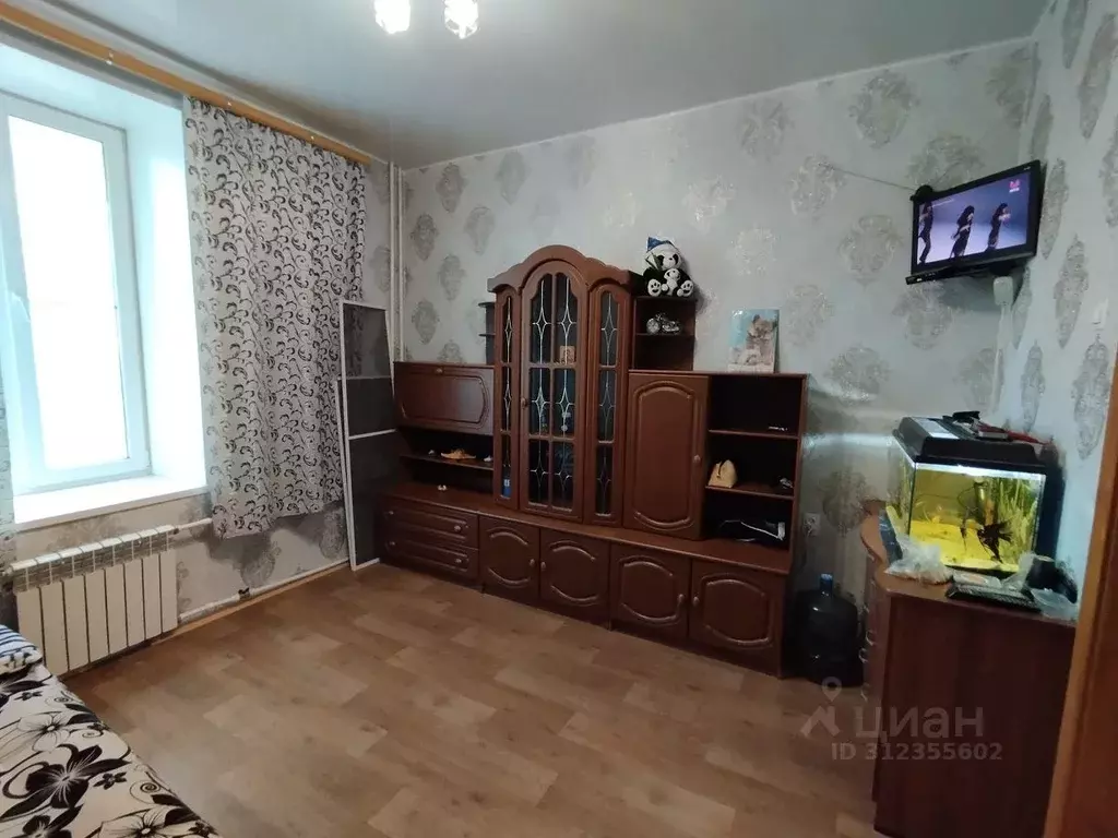 3-к кв. Владимирская область, Кольчугино ул. Ленина, 19 (62.9 м) - Фото 0
