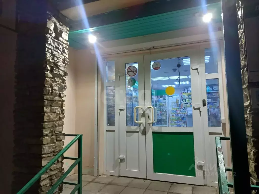 Торговая площадь в Башкортостан, Ишимбай ул. Губкина, 10 (43 м) - Фото 2