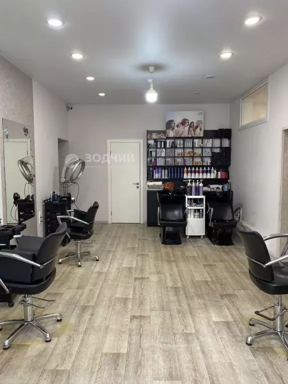 Помещение свободного назначения в Чувашия, Чебоксары ул. Академика ... - Фото 1