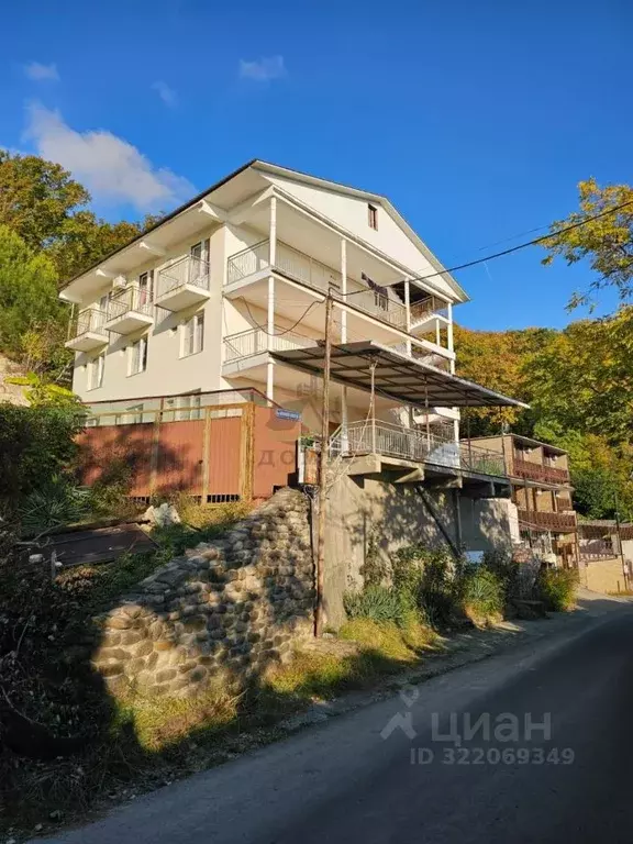 Дом в Краснодарский край, Сочи Сочинское ш., 6/7 (302 м) - Фото 1