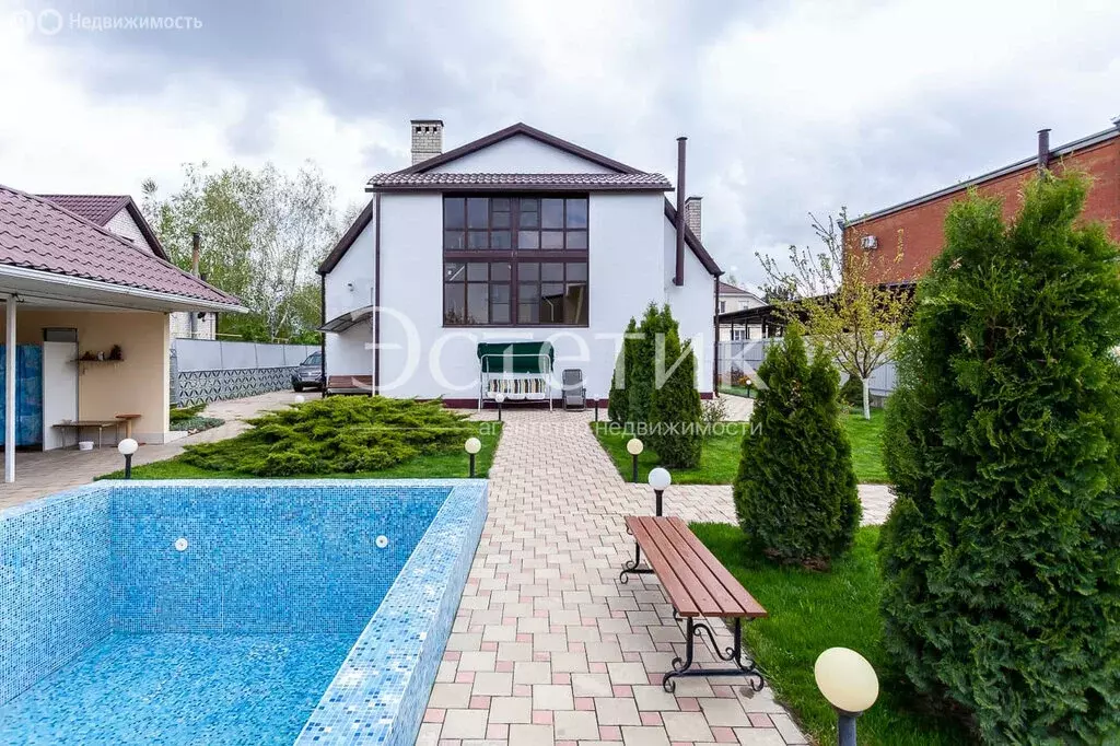 Дом в Краснодар, микрорайон Сады Калинина, Троицкая улица, 123 (300 м) - Фото 0