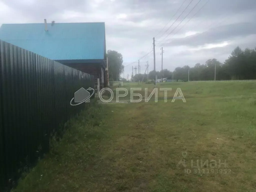 Участок в Тюменская область, Нижнетавдинский район, с. Средние Тарманы ... - Фото 1