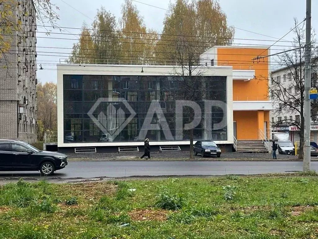 Помещение свободного назначения в Удмуртия, Ижевск ул. имени 50-летия ... - Фото 1