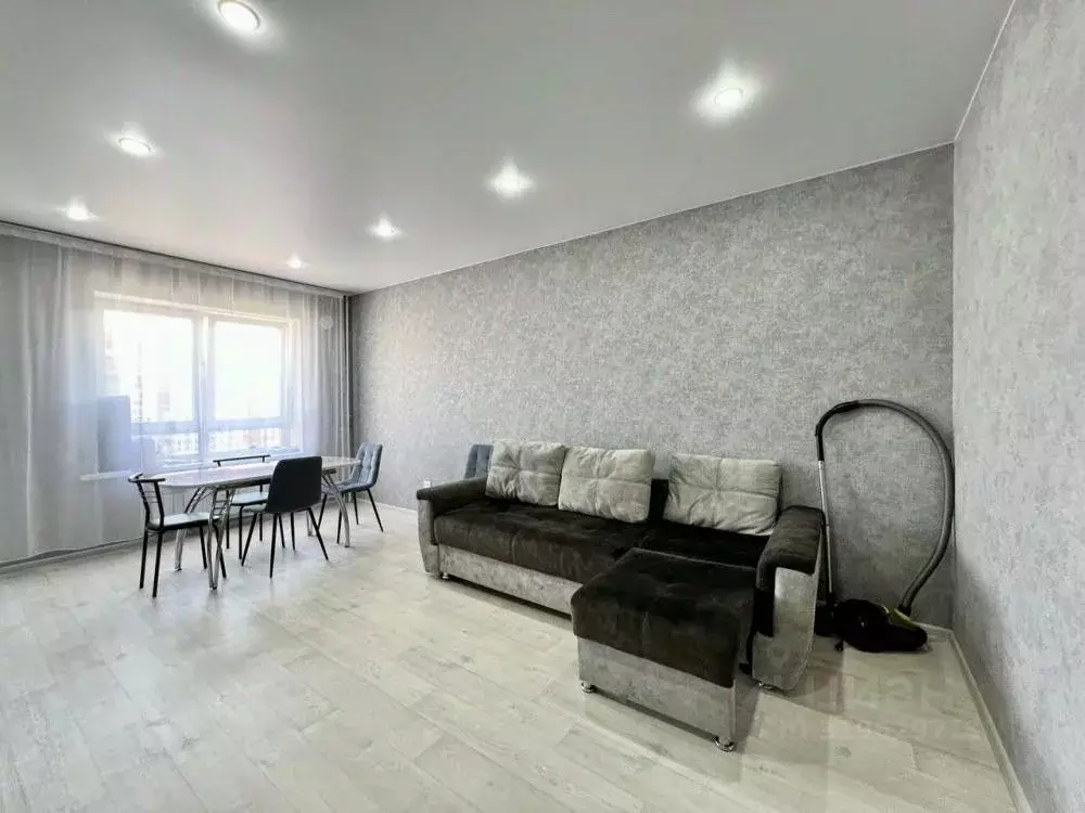 2-к кв. Иркутская область, Иркутск ул. Баумана, 271/1 (60.0 м) - Фото 1