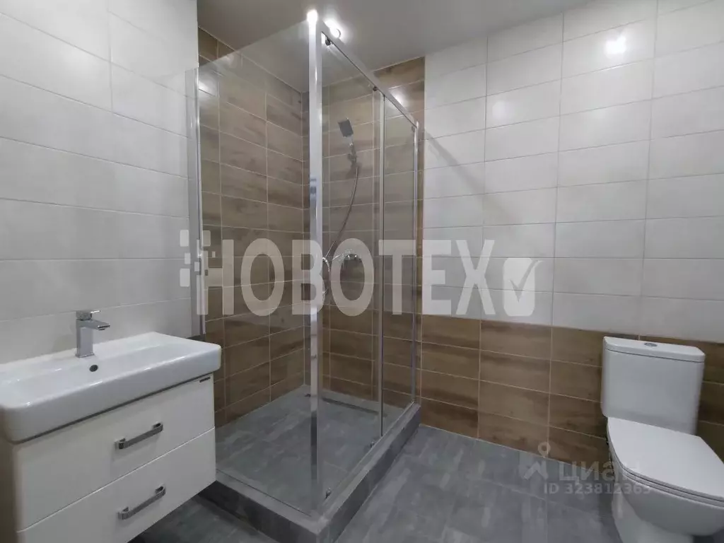 Дом в Краснодарский край, Северский район, Львовское с/пос, с. ... - Фото 1