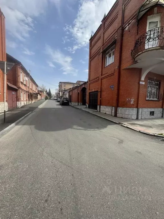 Дом в Северная Осетия, Владикавказ ул. Владимира Баллаева, 15 (45 м) - Фото 1