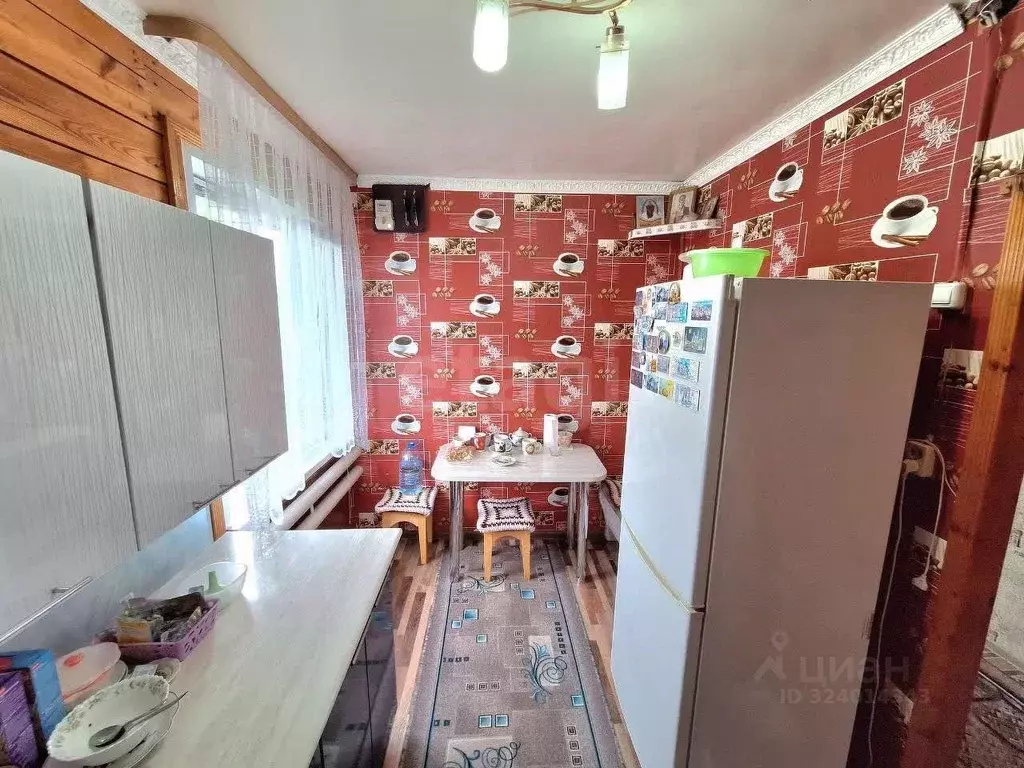 Дом в Башкортостан, Стерлитамакский район, с. Первомайское ул. ... - Фото 1