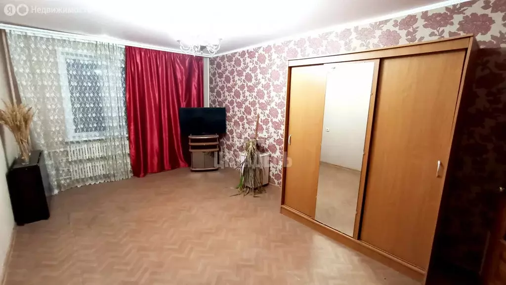 3-комнатная квартира: Воронеж, улица Машиностроителей, 13/1 (68.3 м) - Фото 0