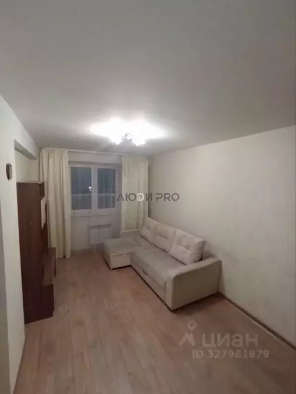 1-к кв. Башкортостан, Уфа ул. Шмидта, 158/1 (43.0 м) - Фото 0