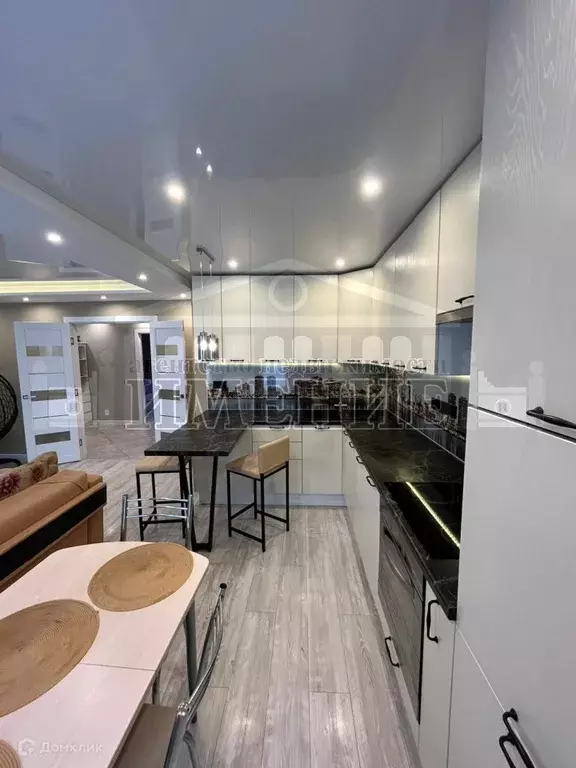 Продаётся 4-к квартира, 76.8 м - Фото 0