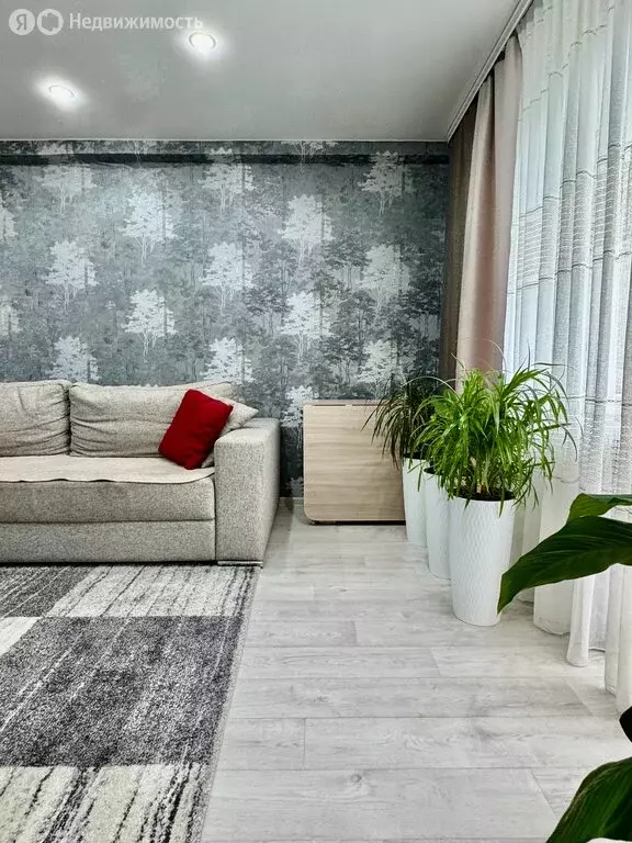 3-комнатная квартира: Саяногорск, микрорайон Енисейский, 7 (59 м) - Фото 1