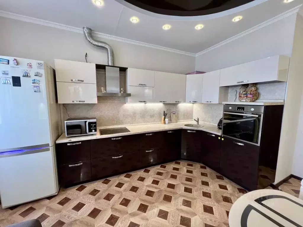 1-к кв. Тюменская область, Тюмень ул. Малыгина, 90 (57.2 м) - Фото 2