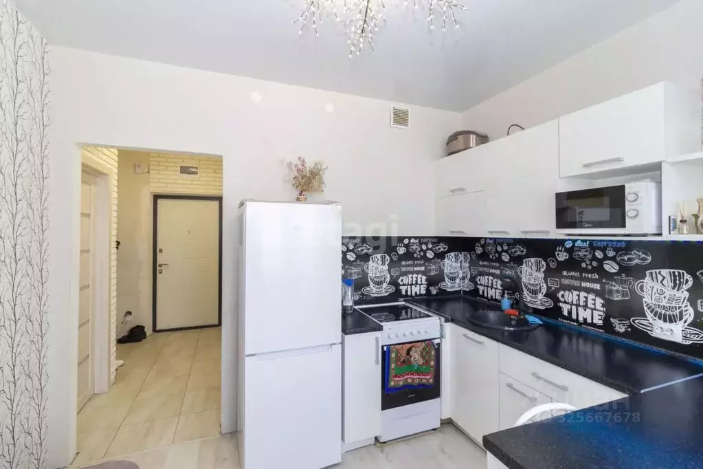 1-к кв. Тюменская область, Тюмень ул. Александра Протозанова, 4 (34.8 ... - Фото 1