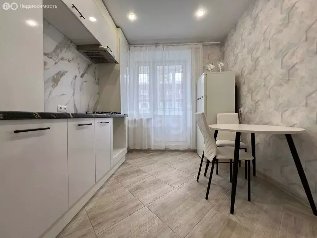 1-комнатная квартира: Йошкар-Ола, улица Льва Толстого, 66 (39 м) - Фото 0