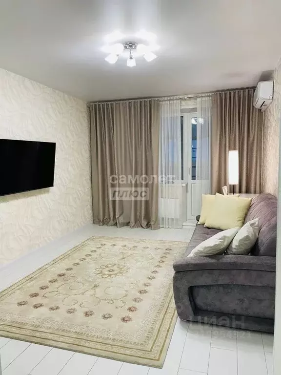 2-к кв. Самарская область, Тольятти Приморский бул., 57 (68.0 м) - Фото 0
