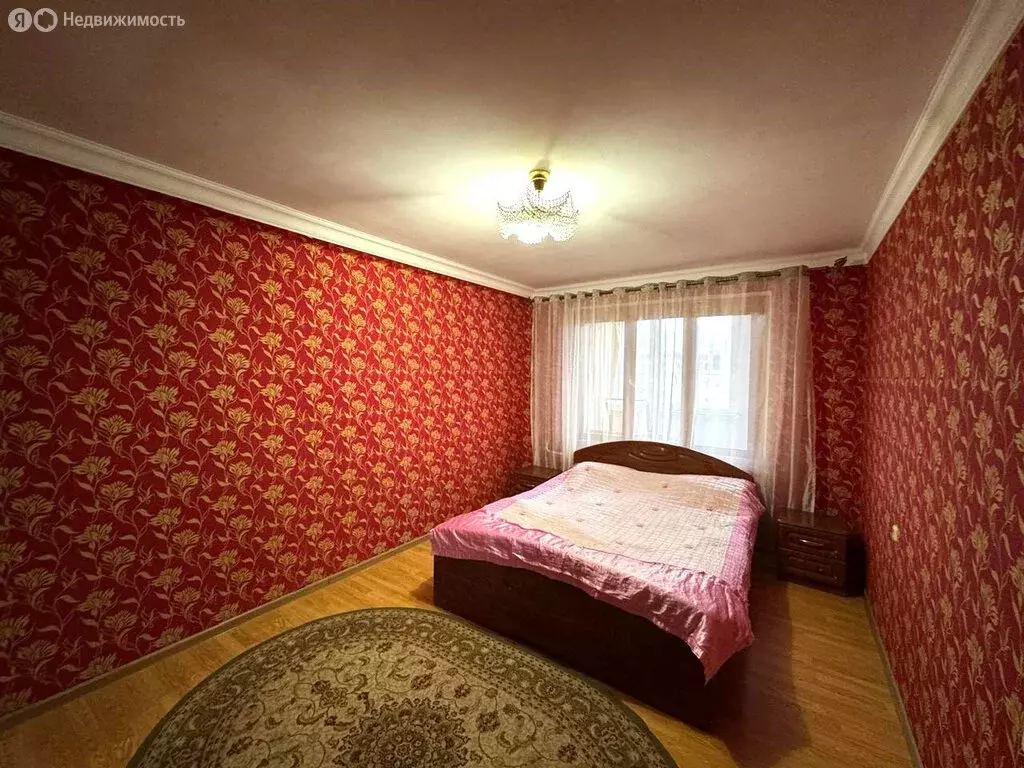 4-комнатная квартира: Дербент, улица М. Далгата, 1Б (73 м) - Фото 1