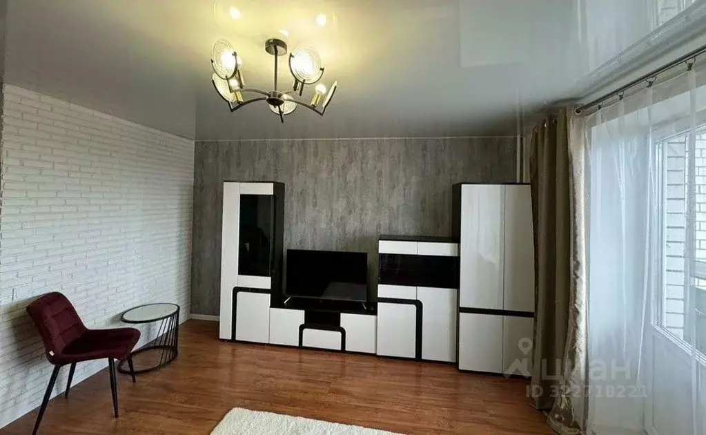 1-к кв. Кировская область, Киров ул. Ленина, 184к3 (35.1 м) - Фото 1