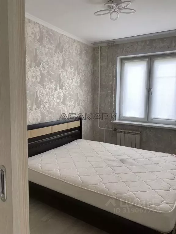 4-к кв. Красноярский край, Красноярск ул. 60 лет Октября, 100 (64.0 м) - Фото 1