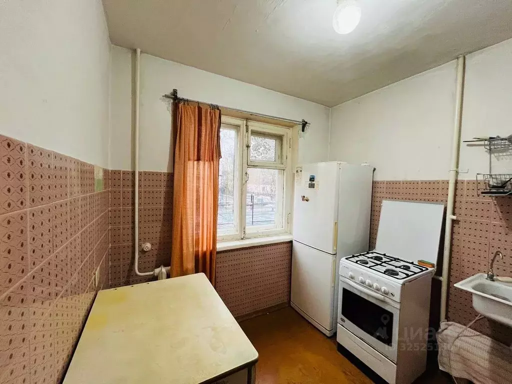 2-к кв. Башкортостан, Уфа ул. Ладыгина, 13/1 (42.6 м) - Фото 1