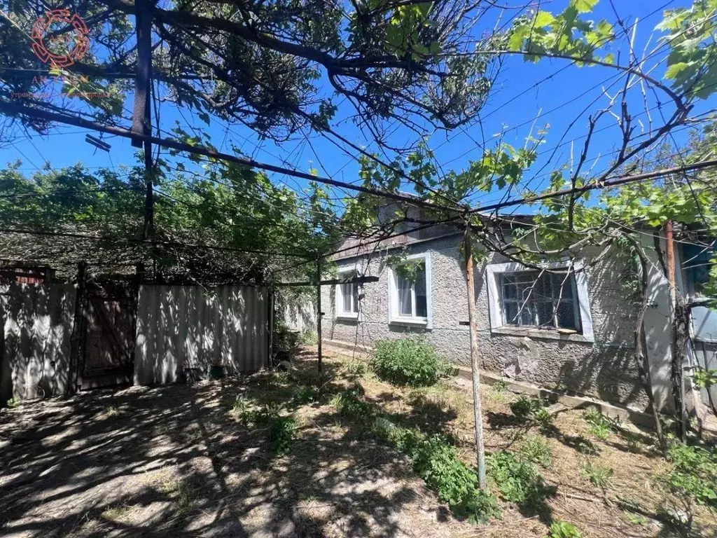 Дом в Крым, Ленинский район, с. Останино ул. Титова (37 м) - Фото 0