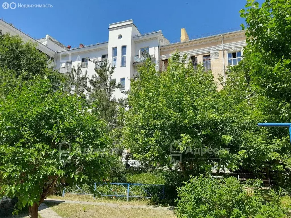 2-комнатная квартира: Волгоград, Коммунистическая улица, 32А (52.4 м) - Фото 1