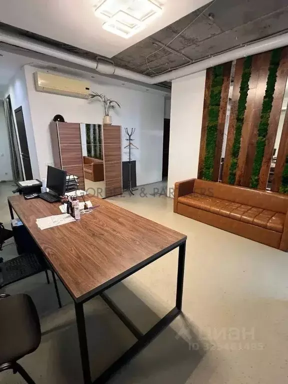 Офис в Татарстан, Казань просп. Альберта Камалеева, 1 (231 м) - Фото 2