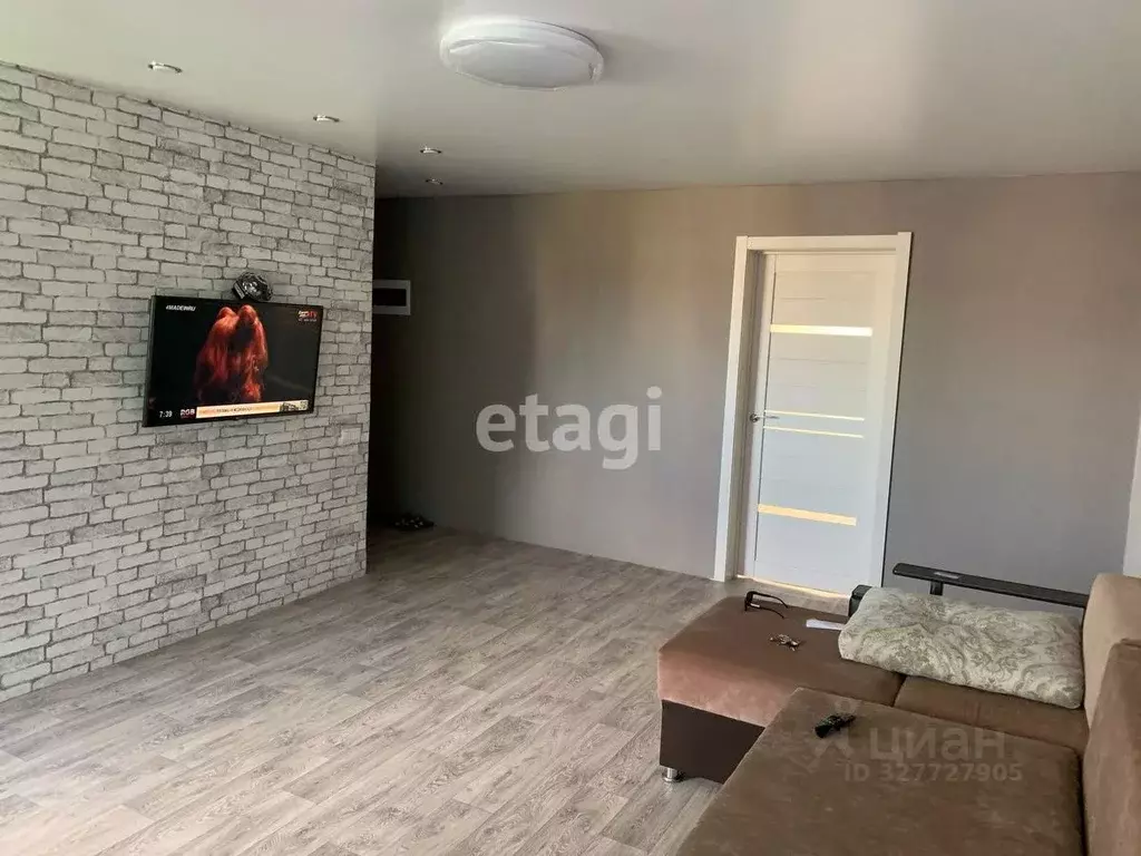 2-к кв. Башкортостан, Ишимбай ул. Губкина, 44 (42.6 м) - Фото 1