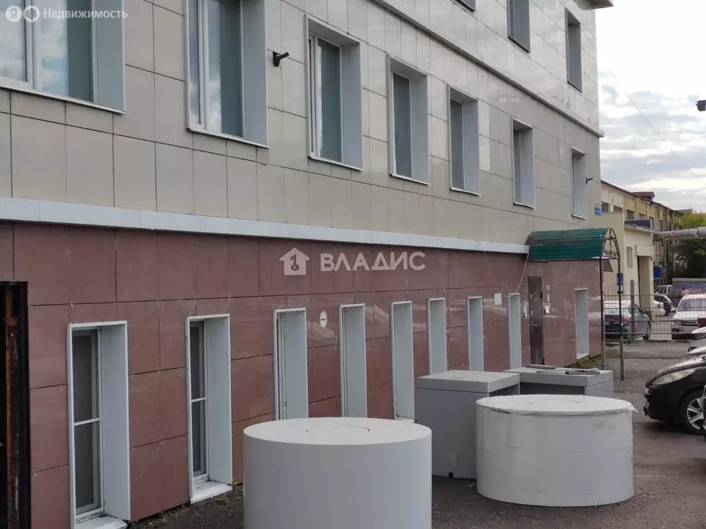 Помещение свободного назначения (700 м) - Фото 0
