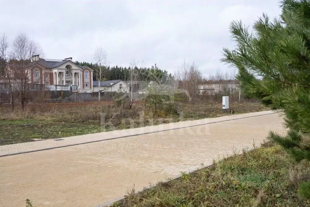 Участок в Московская область, Одинцовский городской округ, с. ... - Фото 1