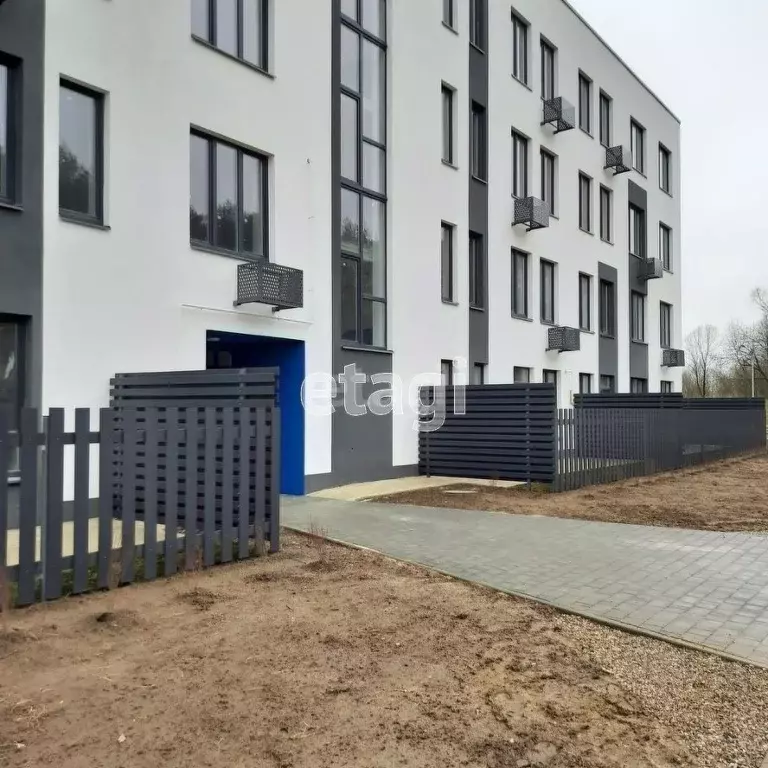 3-к кв. Калужская область, Калуга ул. Белые Росы, 3 (79.55 м) - Фото 2