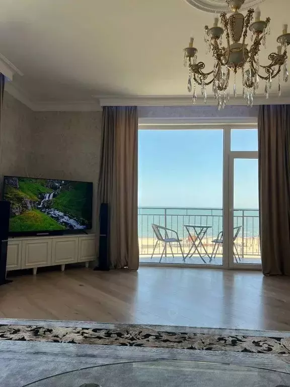3-к кв. Дагестан, Махачкала ул. Времена Года, 15 (120.0 м) - Фото 1