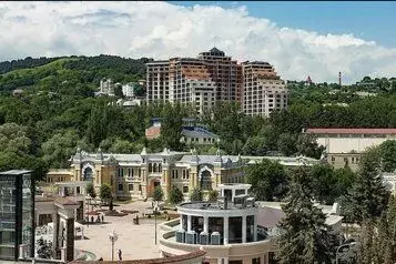 2-к кв. Ставропольский край, Кисловодск ул. Шаумяна, 31/33 (43.0 м) - Фото 0