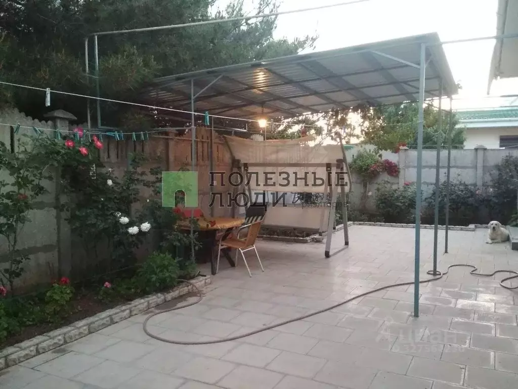 Дом в Крым, Евпатория Спутник-2 мкр, ул. Степная, 53 (68 м) - Фото 1