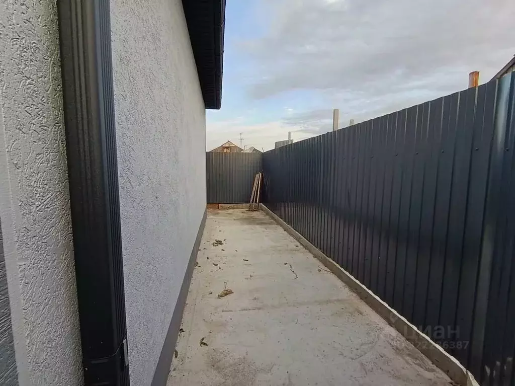 Дом в Краснодарский край, Крымск ул. Островского, 70 (58 м) - Фото 1