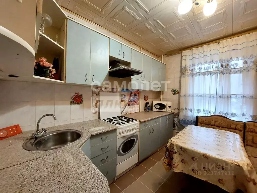 3-к кв. Смоленская область, Смоленск просп. Гагарина, 48 (64.9 м) - Фото 2