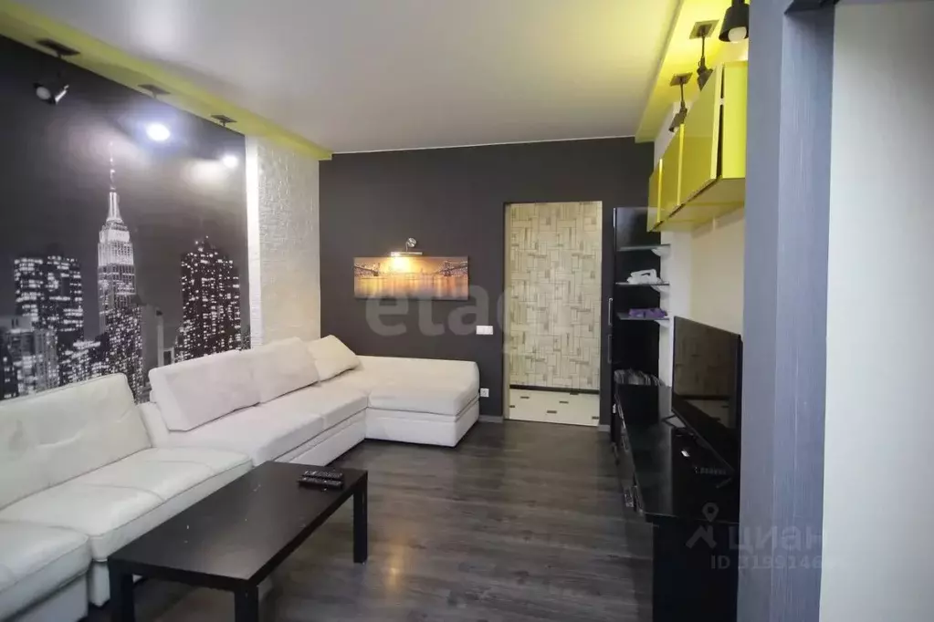 3-к кв. Тульская область, Тула ул. Революции, 21 (90.3 м) - Фото 0