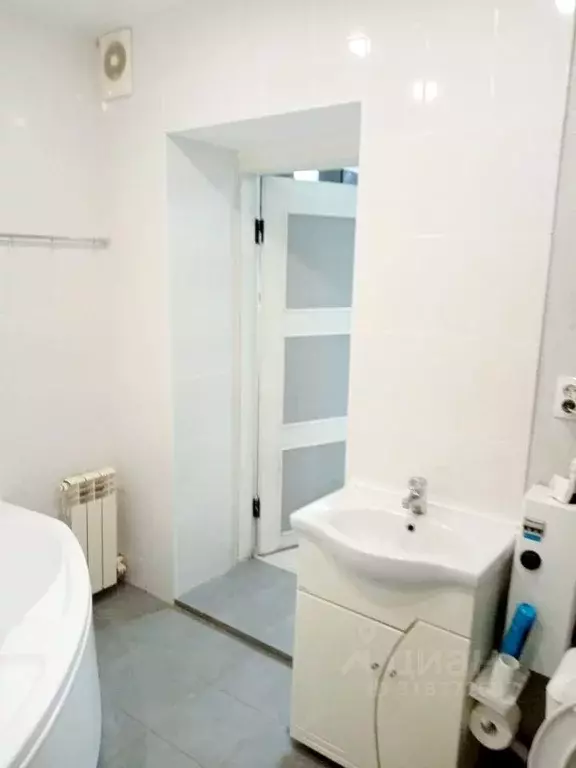 3-к кв. Саратовская область, Саратов ул. Большая Казачья, 43А (70.0 м) - Фото 1