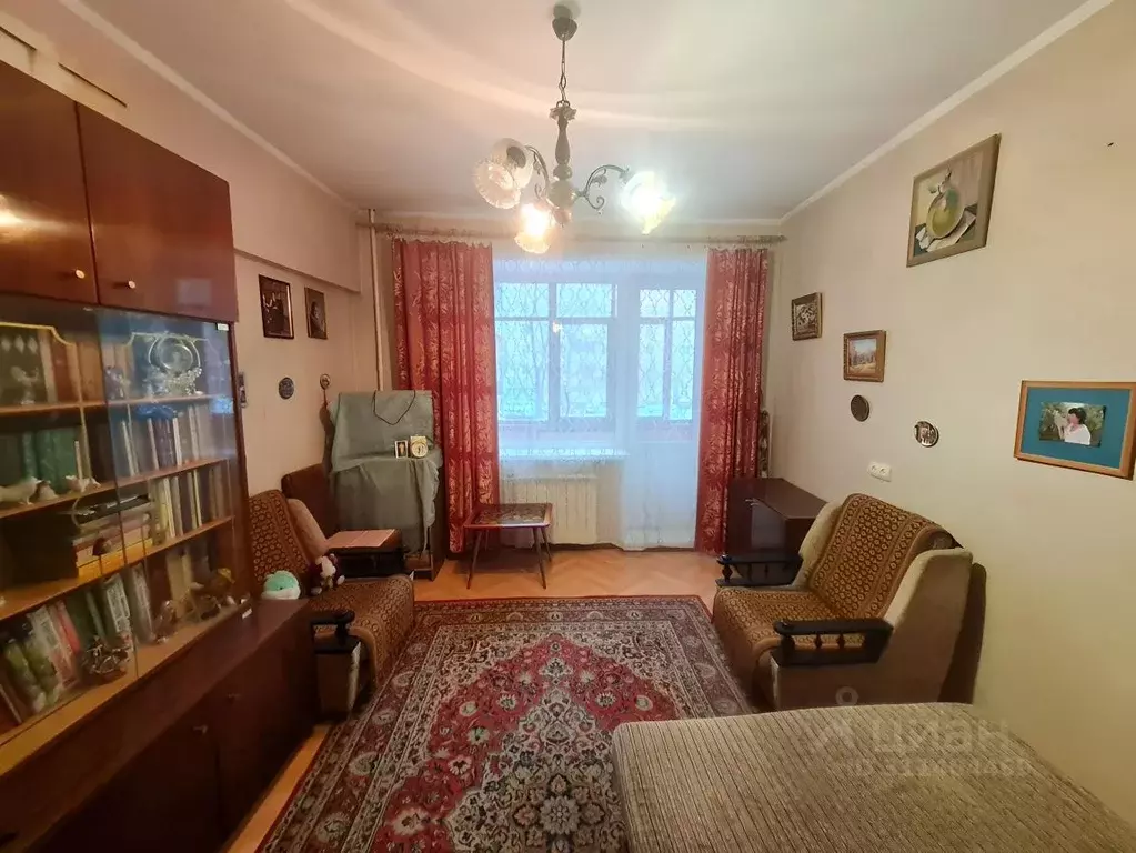 Комната Москва ул. Металлургов, 13К1 (16.0 м) - Фото 1