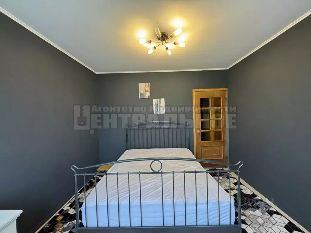 3-к кв. Смоленская область, Смоленск просп. Строителей, 8 (68.1 м) - Фото 1