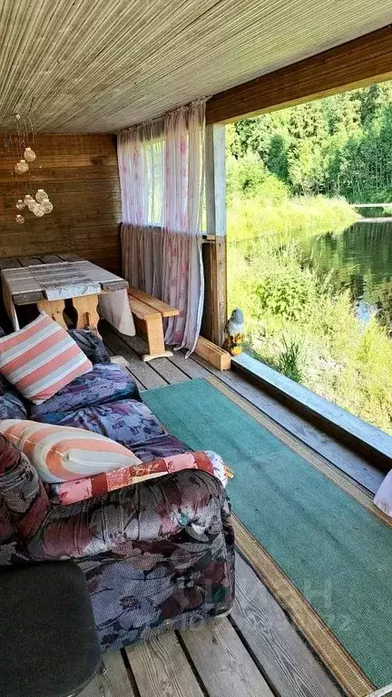 Дом в Ленинградская область, Волховский район, Сясьстройское городское ... - Фото 1