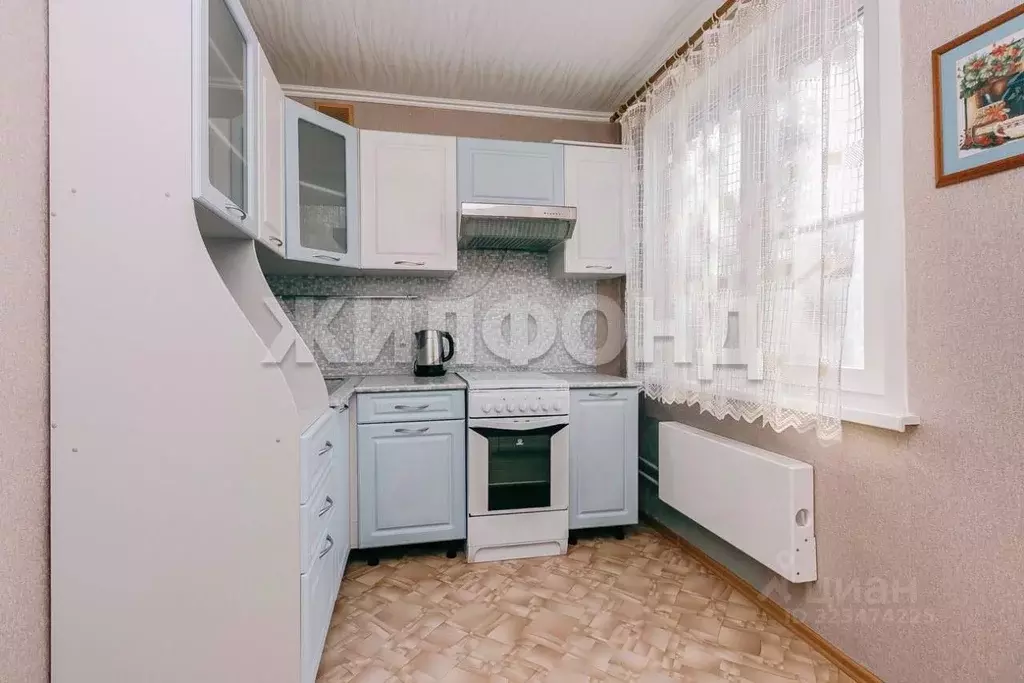 3-к кв. Новосибирская область, Новосибирск ул. Доватора, 33/3 (58.5 м) - Фото 2