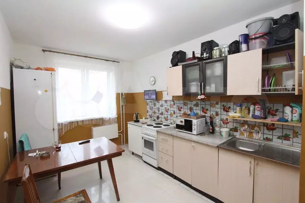 Комната 18 м в 4-к., 8/9 эт. - Фото 0