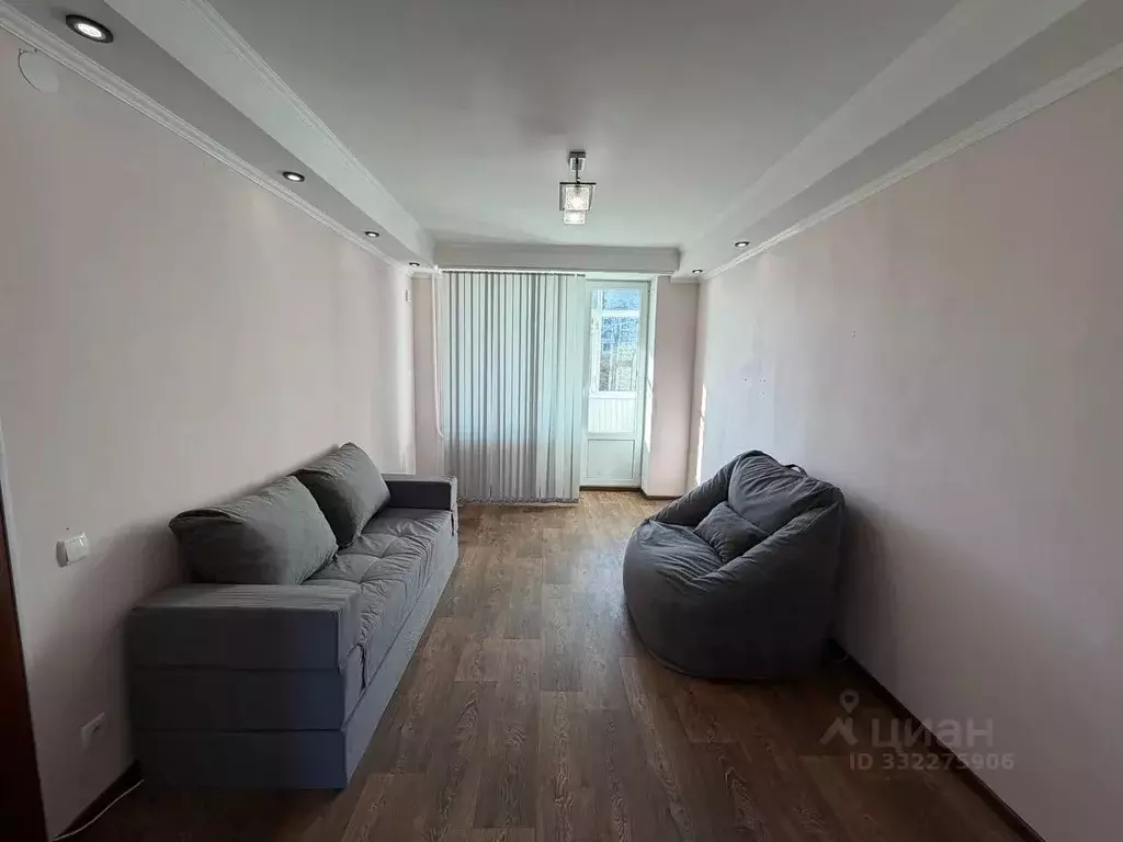 2-к кв. Крым, Симферополь ул. Лескова, 47 (50.0 м) - Фото 1