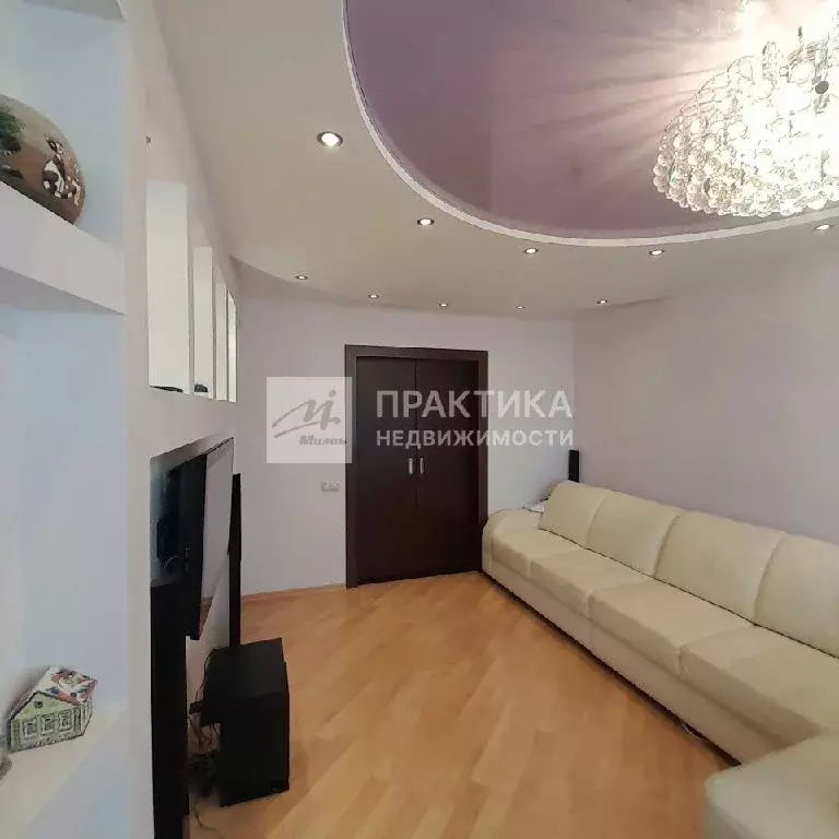 Продается 3-комнатная квартира - Фото 2