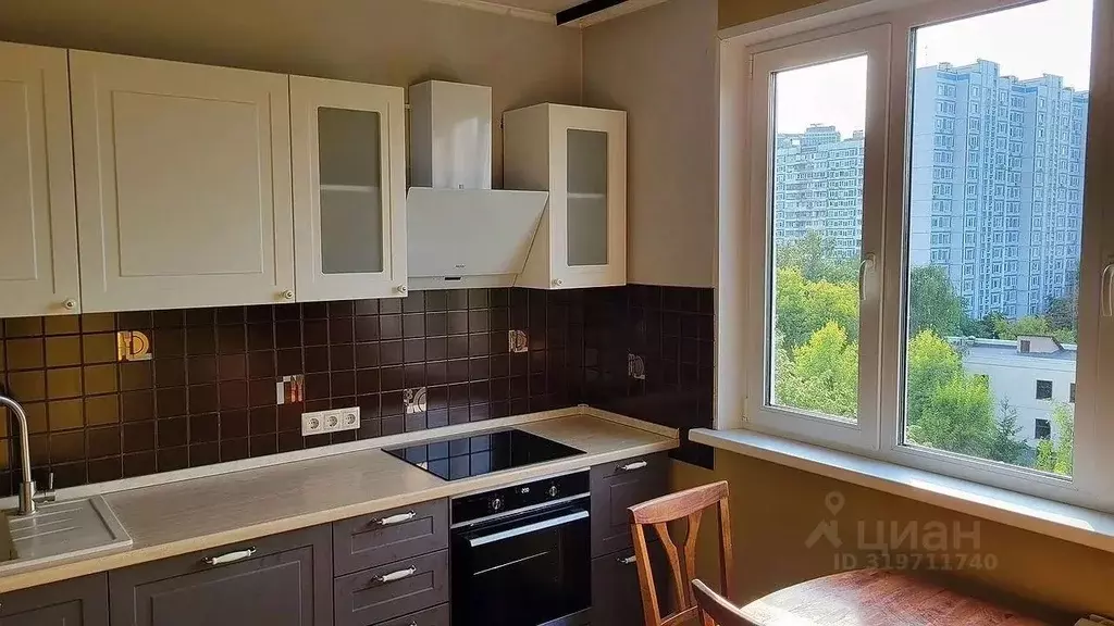 3-к кв. Москва ул. Раменки, 7К2 (75.0 м) - Фото 0