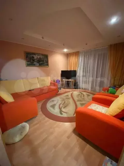 3-к. квартира, 72 м, 4/9 эт. - Фото 0