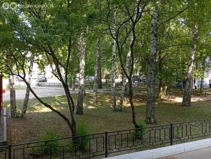 2-комнатная квартира: Тюмень, улица Елизарова, 76 (44 м) - Фото 0