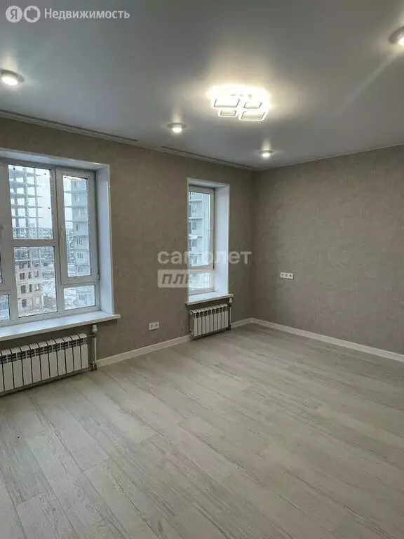 3-комнатная квартира: Омск, проспект Королёва, 7 (71 м) - Фото 2